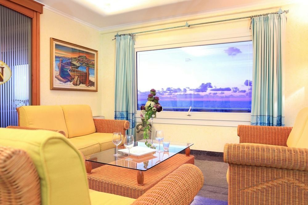 Nantis Hotel